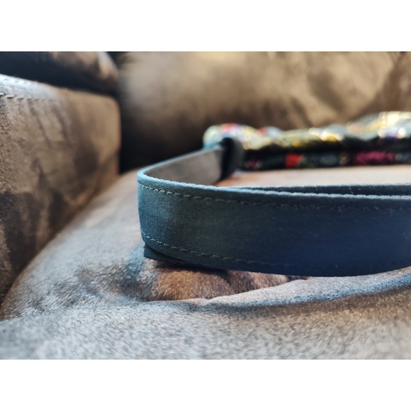 VERA BRADLEY Falling Flowers Beautiful Shoulder Bag - Picture 7 of 7